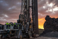 //ilrorwxhkmnolr5p.ldycdn.com/cloud/pkBplKppljSRqlkjrjqokp/Modern-Surface-Core-Drilling-Rig-At-Depth.jpg